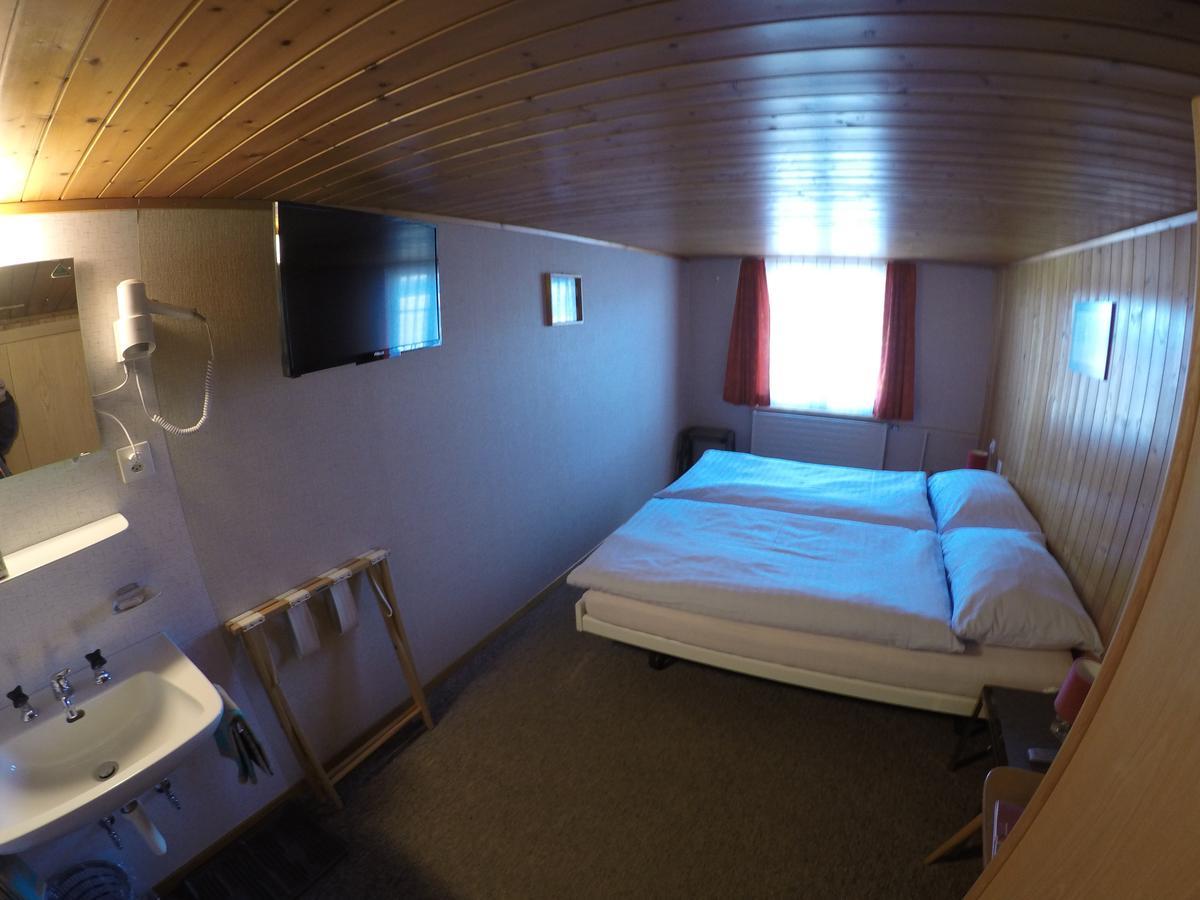 Hotel Garni Traube B&B Schwellbrunn Exterior photo